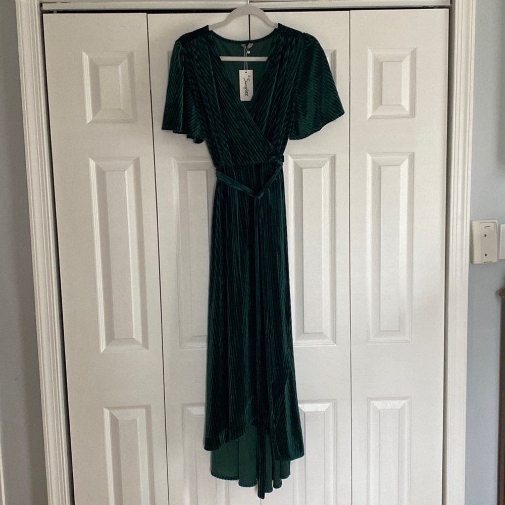 Velvet wrap dress 😍